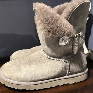 Bling Bailey button Uggs, size 9